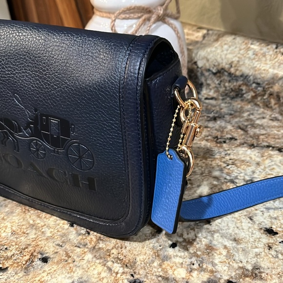 COACH EUC Saddle Leather Horse & Carriage Crossbody Midnight Blue - Picture 3 of 10